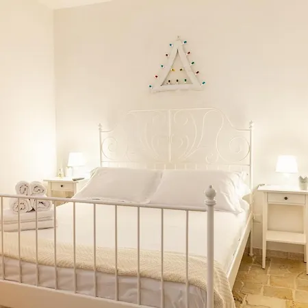 Trullo Paradiso Experience אוסטוני